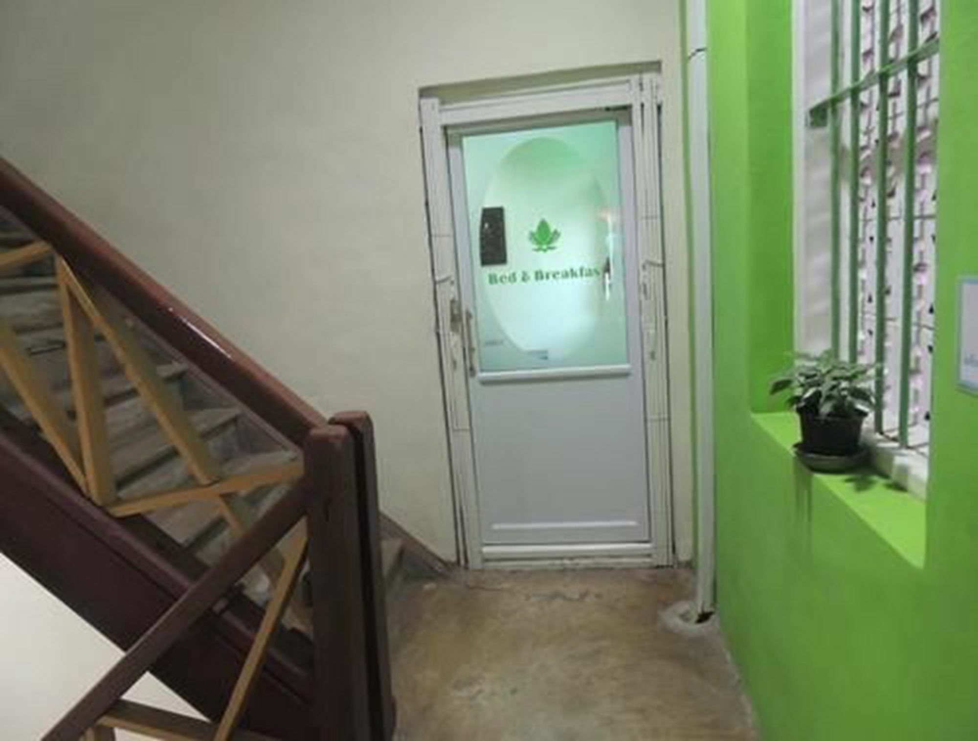 Lotus Bed & Breakfast Yangon Exterior foto